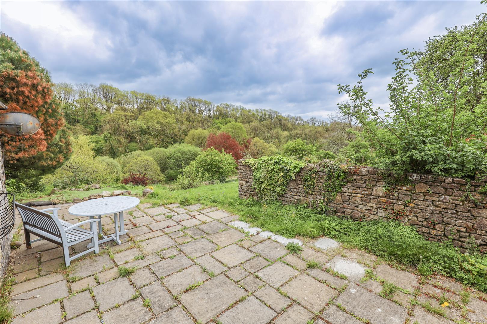 The Old Barn, Llandough, Nr Cowbridge, Vale Of Glamorgan, CF71 7LR